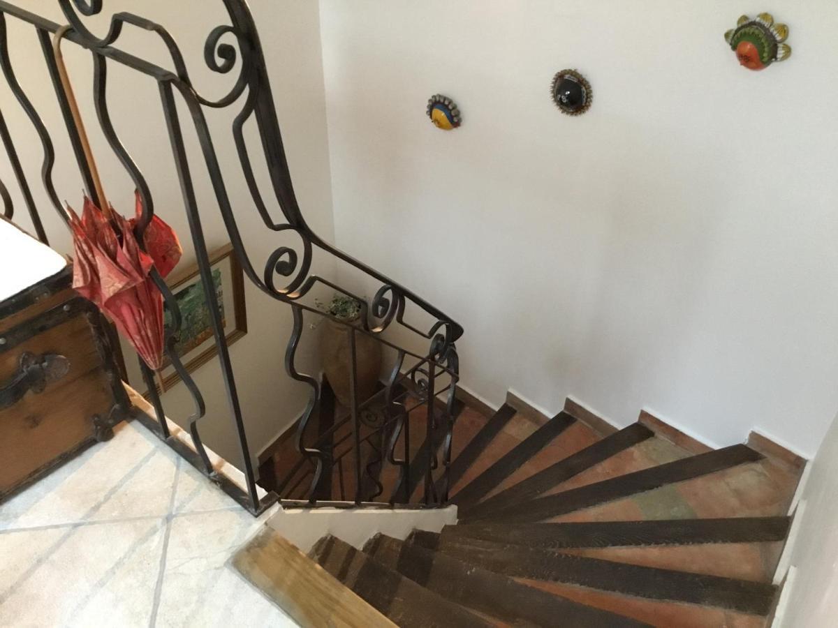 Les Lauriers Bed & Breakfast Camps-la-Source Luaran gambar