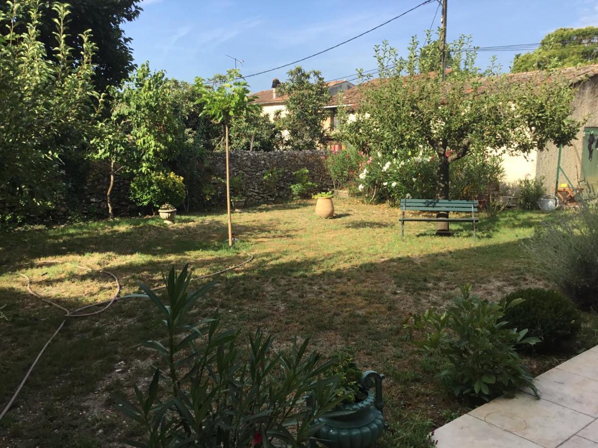 Les Lauriers Bed & Breakfast Camps-la-Source Luaran gambar